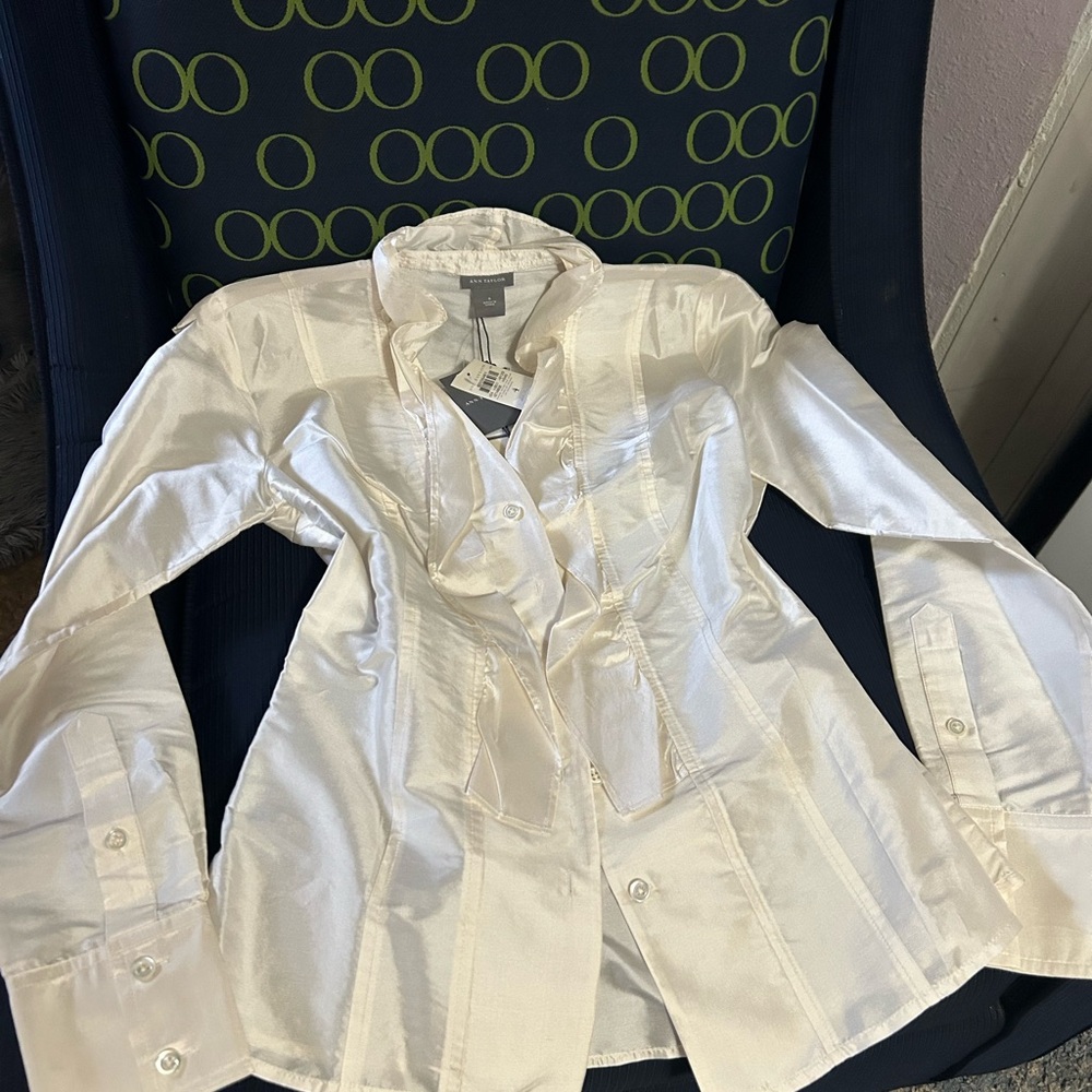 Ann Taylor Shimmering Cream Blazer